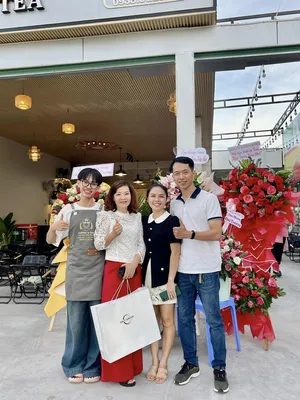 Học viên nhận hướng dẫn trực tiếp tại quán