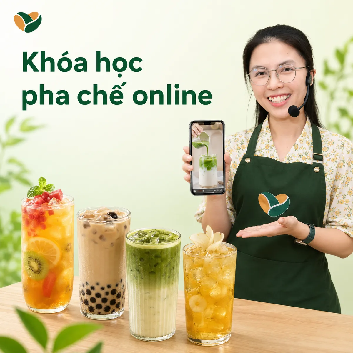 Giảng viên Ly Phạm giới thiệu khóa học pha chế online bên các ly trà trái cây, trà sữa trân châu và matcha
